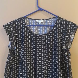 Tahari blouse